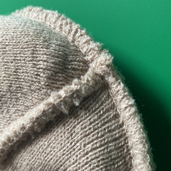 Tan beanie - Picture 14 of 14